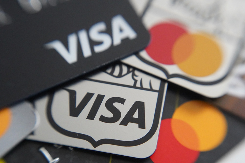 Набиуллина: Карты Visa и Mastercard начали выводиться из оборота в России